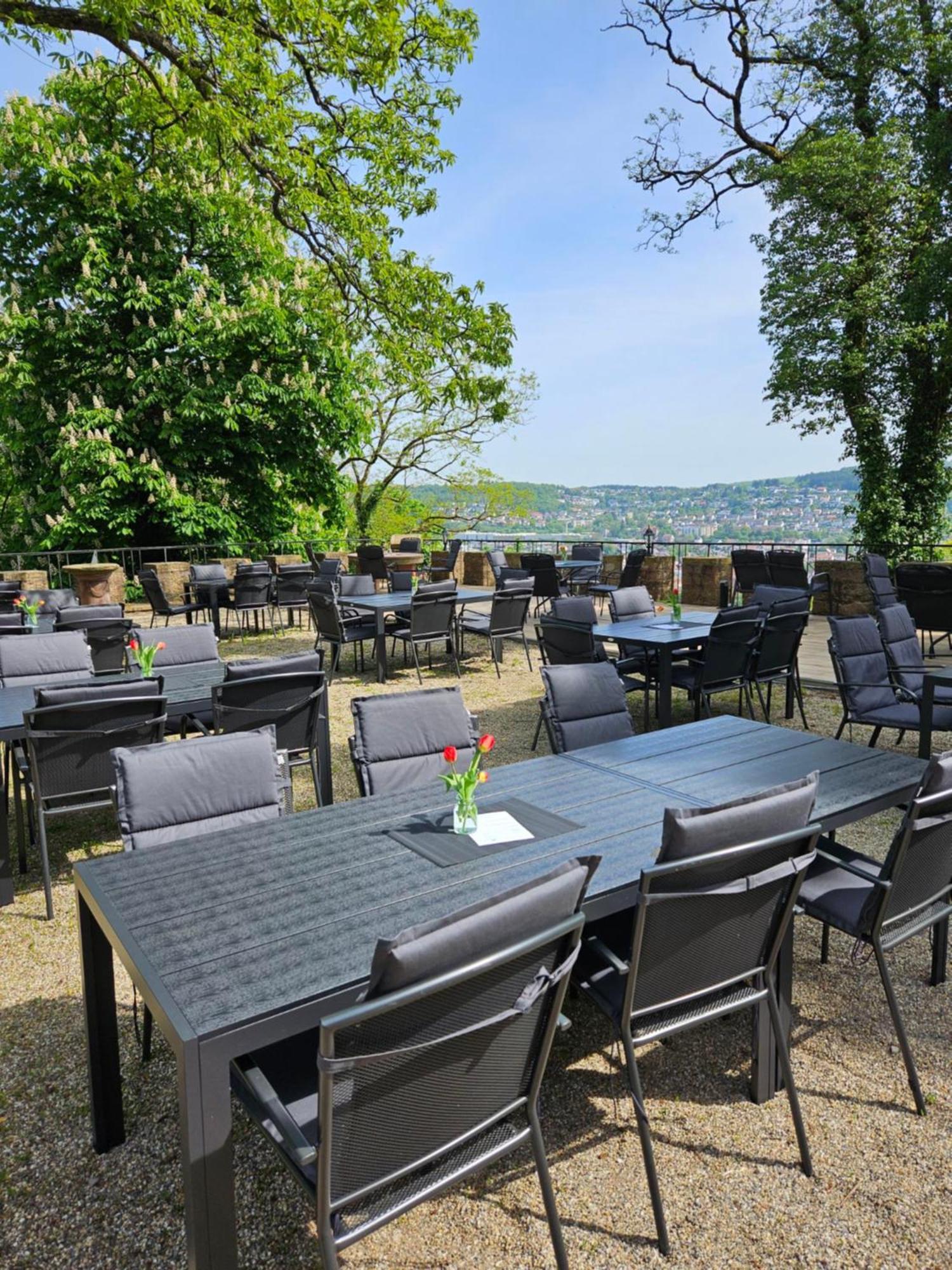 Eventlocation & Hotel Schloss Neuburg Obrigheim Extérieur photo